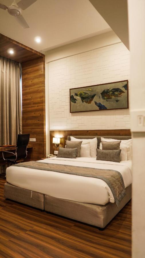 Hotel Centre Point Nagpur Exterior photo