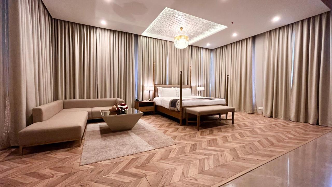 Hotel Centre Point Nagpur Exterior photo